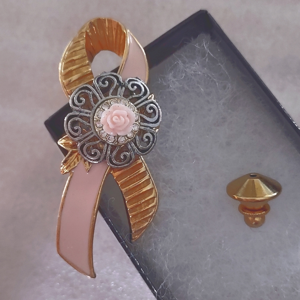 Pink Ribbon Awareness Modified Avon Brooch - Picture 5 of 7